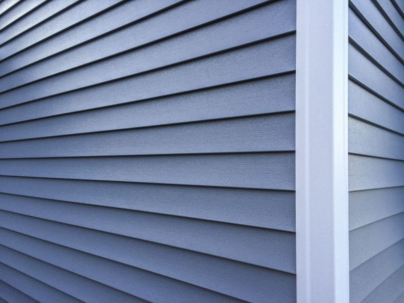 How Siding Replacement Improves Curb Appeal